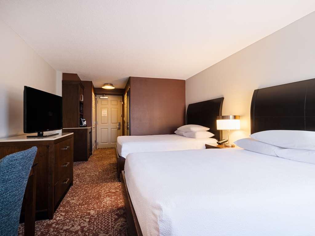 Hilton Garden Downtown/magnificent Mile Hotel